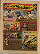 Load image into Gallery viewer, Feature Comics #60 6.5
